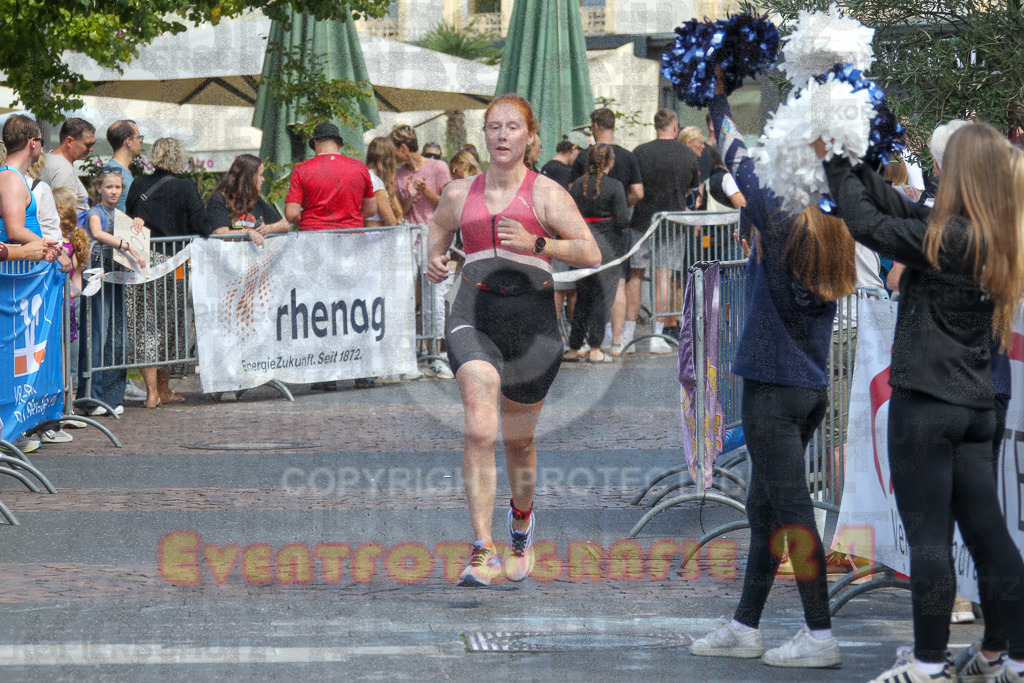 250824_1440_EV4_2061 | Sportfotografie im Rhein-Sieg Kreis, Köln, Bonn, NRW, Rheinland Pfalz, Hessen, etc. Unser Tätigkeitsfeld umfasst den Laufsport vom Volkslauf über den Marathon, Duathlon, Triathon bis zum Ultralauf wie Kölnpfad Ultra oder Schindertrail.