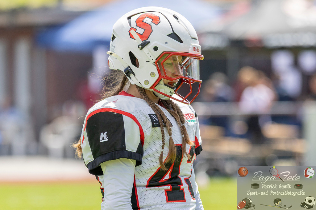 GFLW 1: German Football League Women 1: Rodgau Pioneers Ladies - Stuttgart Scorpions Sisters, 07.06.2026 | Melina Locher (Stuttgart Scorpions Sisters #43), Freisteller, Portrait / Porträt, Rodgau Pioneers Ladies - Stuttgart Scorpions Sisters, Rodgau, Maingau-Energie-Stadion "Am Weichsee", 7.6.2026 - Realisiert mit Pictrs.com