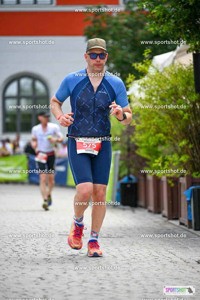 SZI_9057 | Stadttriathlon Erding 2025. #yourpictrs #sportshot_your_pictrs @Sportshotphotography #stadttriathlonerding Copyright: www.sportshot.de