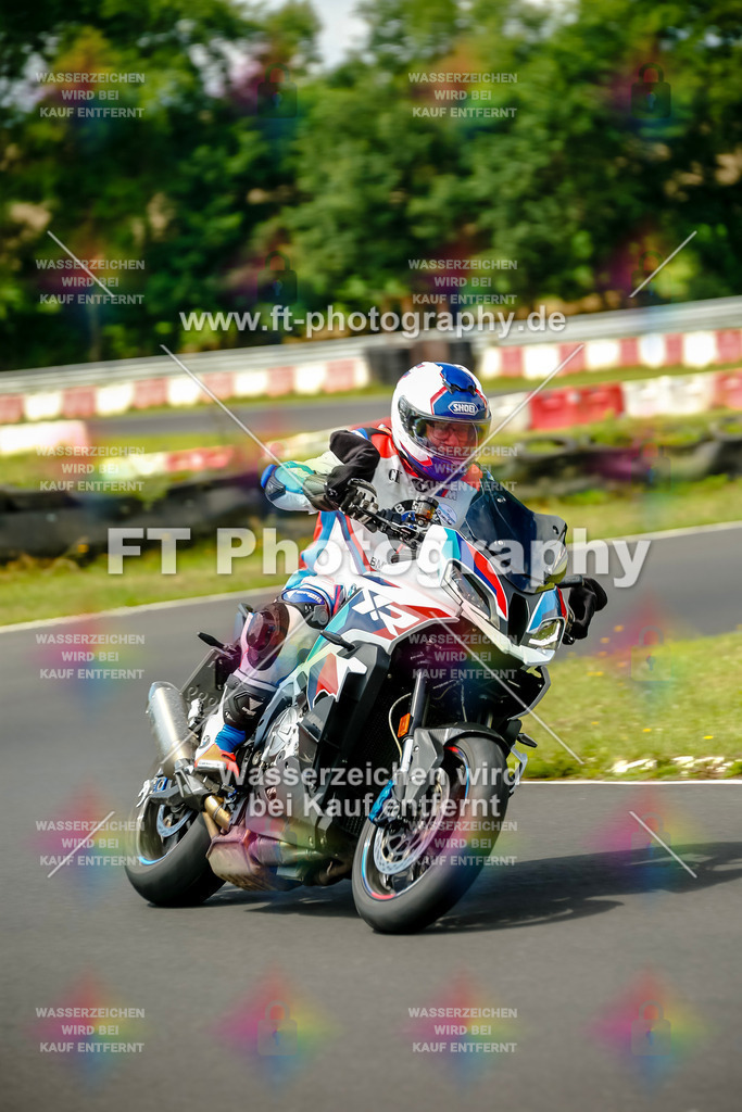 VBK-4703 | Hier findet Ihr Bilder von Touristenfahrten auf der Nürburgring Nordschleife oder von anderen Veranstaltungen die ich besucht habe. Viel Spass beim Durch Schauen 