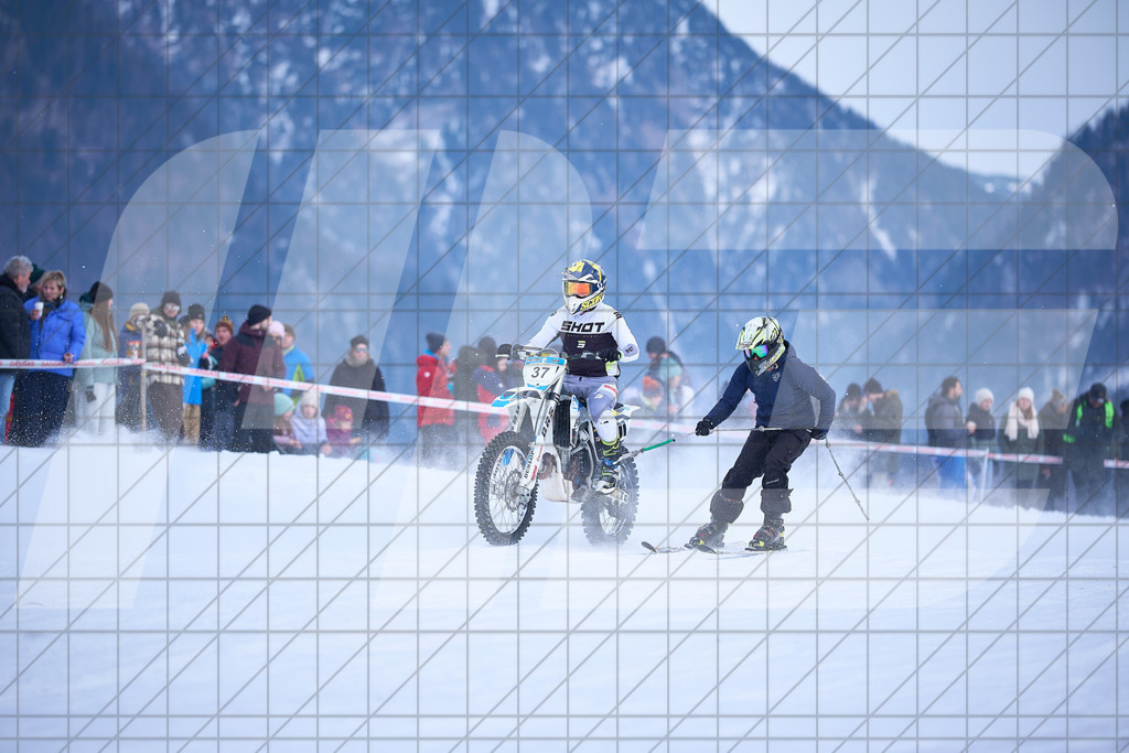 11. Holzknecht Skijöring | Skijöring am 24.01.2026: 11. Holzknecht Skijöring in Gosau am Dachstein, Oberösterreich, ÖsterreichFoto: © 2026 Martin Bihounek | mb-creative.eu