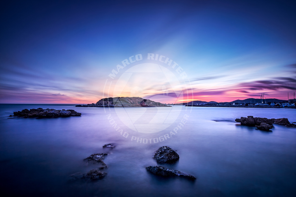 Puerto Portals | ***Beim Herunterladen der Bilddateien gelten die Lizenzbestimmungen wie auf unserer Produktseite beschrieben: *** Nennung der Bildquelle: Foto Marco Richter.***1Einzellizenz. Ausschließlich digitale Nutzung.*** Sollten Sie ein Foto für den Druck oder Mehrfachlizenzen benötigen, kontaktieren Sie uns bitte für eine Erweiterte Lizenz per Mail oder Kontaktformular.***