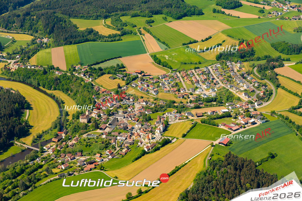 Das Luftbild zeigt :  Trausnitz - Die Luftaufnahme wurde 2024 vom UL-Flugzeug aus erstellt ( keine Drohne ) - Hochauflösende Luftaufnahme - Für grossformatige Ausdrucke geeignet. Die Geschenkidee !Mit Lizenz und Bildrechte bestellbar