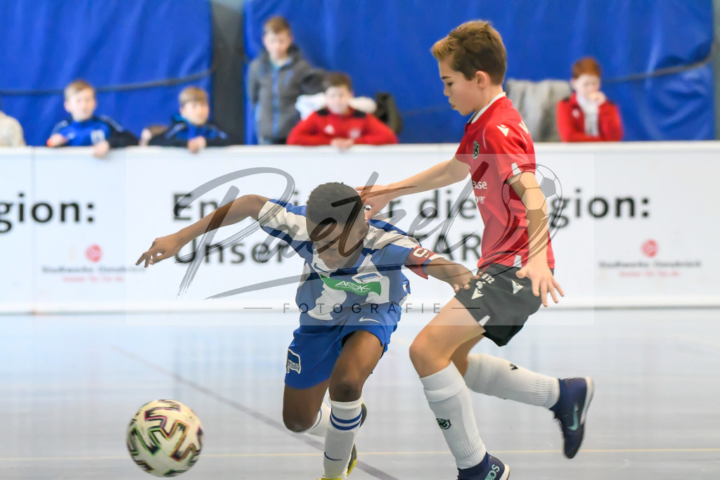 20200118_U12VGH_0099 | Fußball, D-Jugend:   beim VGH U12-Cup am 18.01.2020 in der Waldsporthalle Schledehausen in Schledehausen, Deutschland.(Foto von Nico Paetzel) - Realisiert mit Pictrs.com