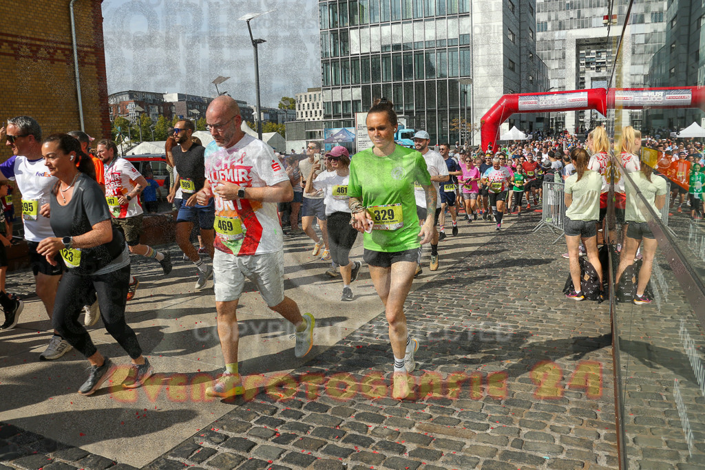 250920_1430_EX1_7311 | Sportfotografie im Rhein-Sieg Kreis, Köln, Bonn, NRW, Rheinland Pfalz, Hessen, etc. Unser Tätigkeitsfeld umfasst den Laufsport vom Volkslauf über den Marathon, Duathlon, Triathon bis zum Ultralauf wie Kölnpfad Ultra oder Schindertrail.