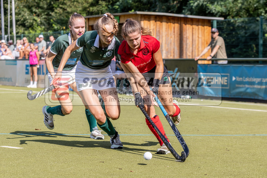 MJ_2023-09-10_F_CR-UHTC-7 | Giulia Funkel (Club Raffelberg #23) &amp; Maike Scheuer (Uhlenhorst Mülheim #48), Club Raffelberg - Uhlenhorst Mülheim am 10.9.2023 in der Sportanlage Club Raffelberg, Duisburg