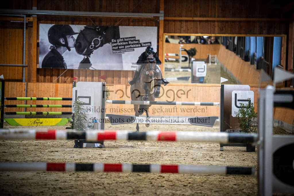 DOS_2231 | Entdecke hochwertige Reitturnierfotos von Foto Oger. Professionell, emotional und authentisch – jetzt Lieblingsmomente im Shop bestellen.Deutschlandweite Turnierfotografie. - Realisiert mit Pictrs.com