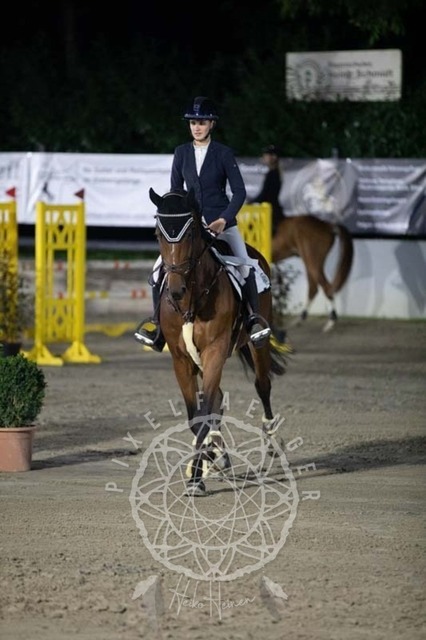 2B4A1975 | pixelfaenger - Realisiert mit Pictrs.com