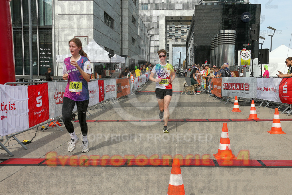 250920_1334_EX1_5547 | Sportfotografie im Rhein-Sieg Kreis, Köln, Bonn, NRW, Rheinland Pfalz, Hessen, etc. Unser Tätigkeitsfeld umfasst den Laufsport vom Volkslauf über den Marathon, Duathlon, Triathon bis zum Ultralauf wie Kölnpfad Ultra oder Schindertrail.