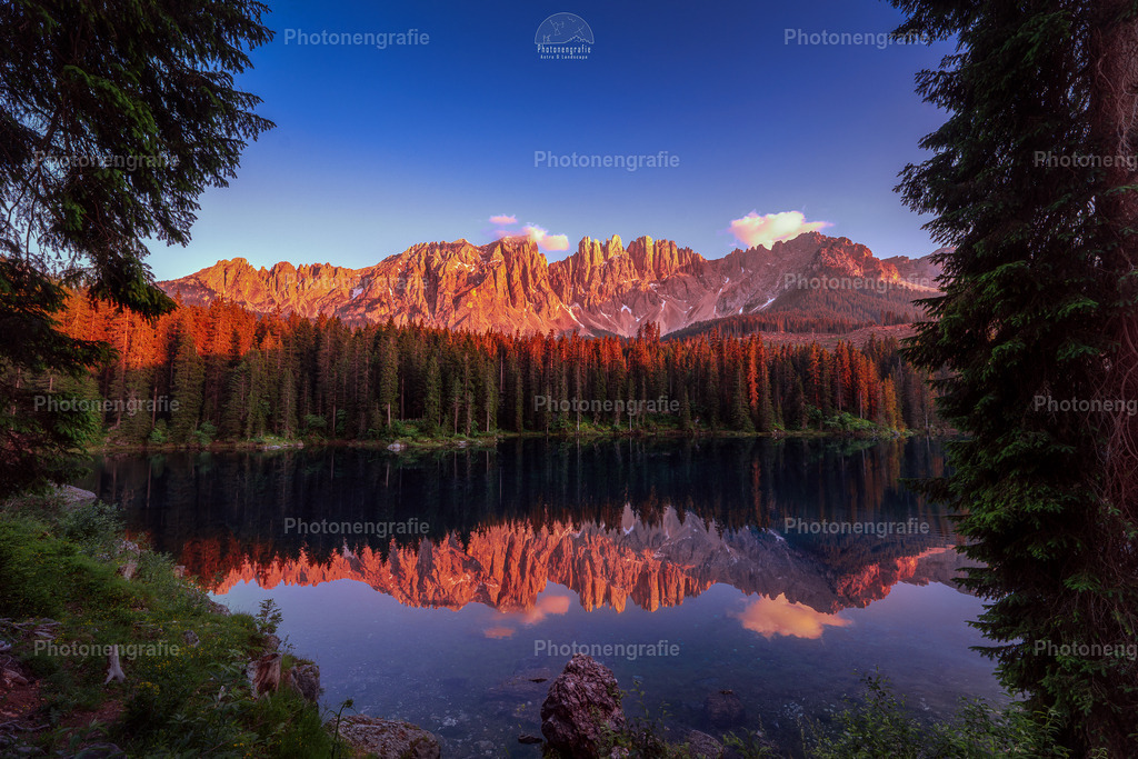 Alpenglühen am Karrersee | Photonengrafie´s Shop - Realisiert mit Pictrs.com