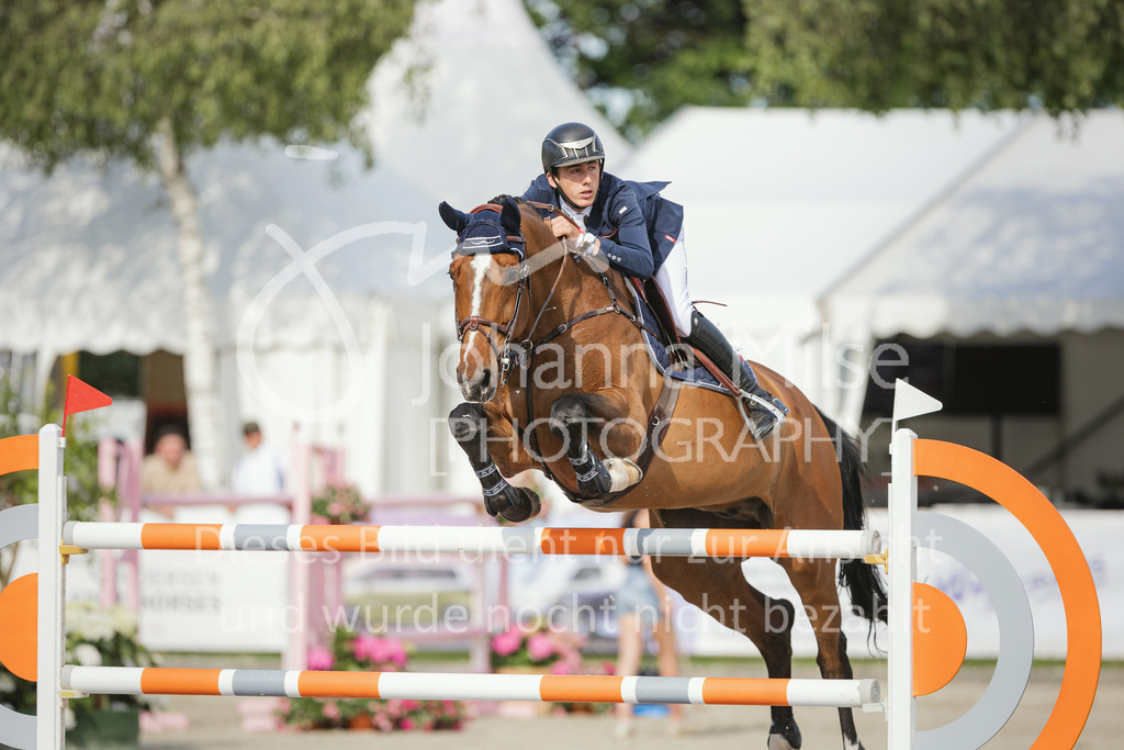 CSI2* - Internationale Springprüfung mit Siegerrunde (1,45 m)  Große / Big Tour | CSI2* - Internationale Springprüfung mit Siegerrunde (1,45 m) 
Große / Big Tour