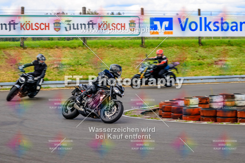 _OTO3683 | Hier findet Ihr Bilder von Touristenfahrten auf der Nürburgring Nordschleife oder von anderen Veranstaltungen die ich besucht habe. Viel Spass beim Durch Schauen 