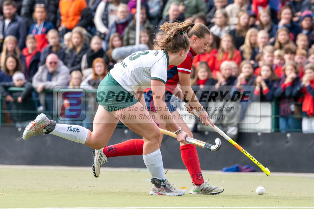 SFE_20231022_0131 | Deutsche Meisterschaft Weibliche U16 Finale Uhlenhorst Mülheim - Düsseldorfer HC am 22.10.2023 in Köln (Düsseldorfer Hockeyclub 1905 e.V.), Photo: Stephan Fehrmann 2023 (Sports-Gallery)