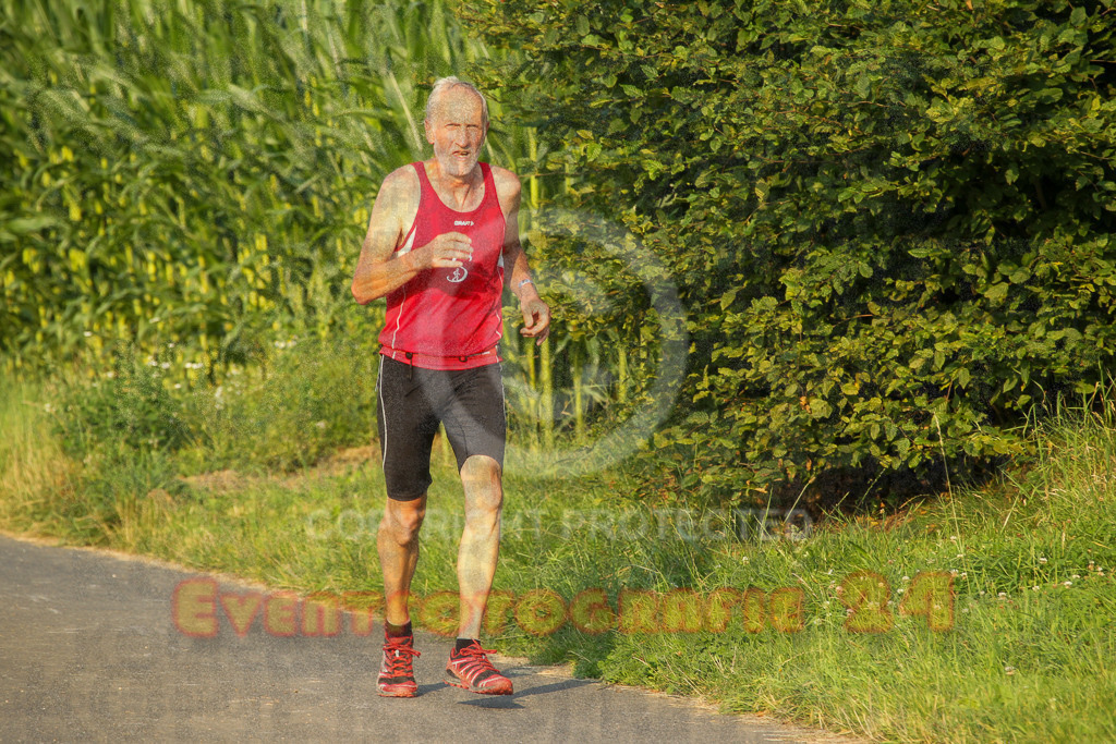 240802_1908_EV4_3311 | Sportfotografie im Rhein-Sieg Kreis, Köln, Bonn, NRW, Rheinland Pfalz, Hessen, etc. Unser Tätigkeitsfeld umfasst den Laufsport vom Volkslauf über den Marathon, Duathlon, Triathon bis zum Ultralauf wie Kölnpfad Ultra oder Schindertrail.