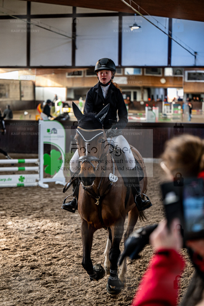 20240309-DOS_5819 | Entdecke hochwertige Reitturnierfotos von Foto Oger. Professionell, emotional und authentisch – jetzt Lieblingsmomente im Shop bestellen. - Realisiert mit Pictrs.com