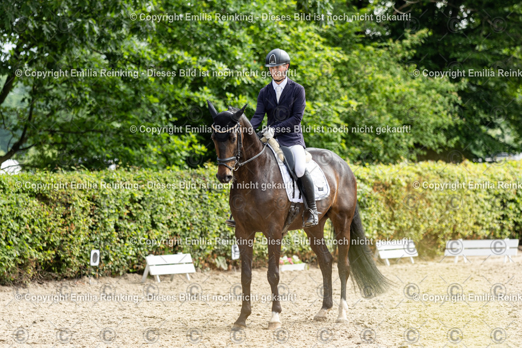 CL5A5589 | Emilia Reinking Fotografie - Realisiert mit Pictrs.com