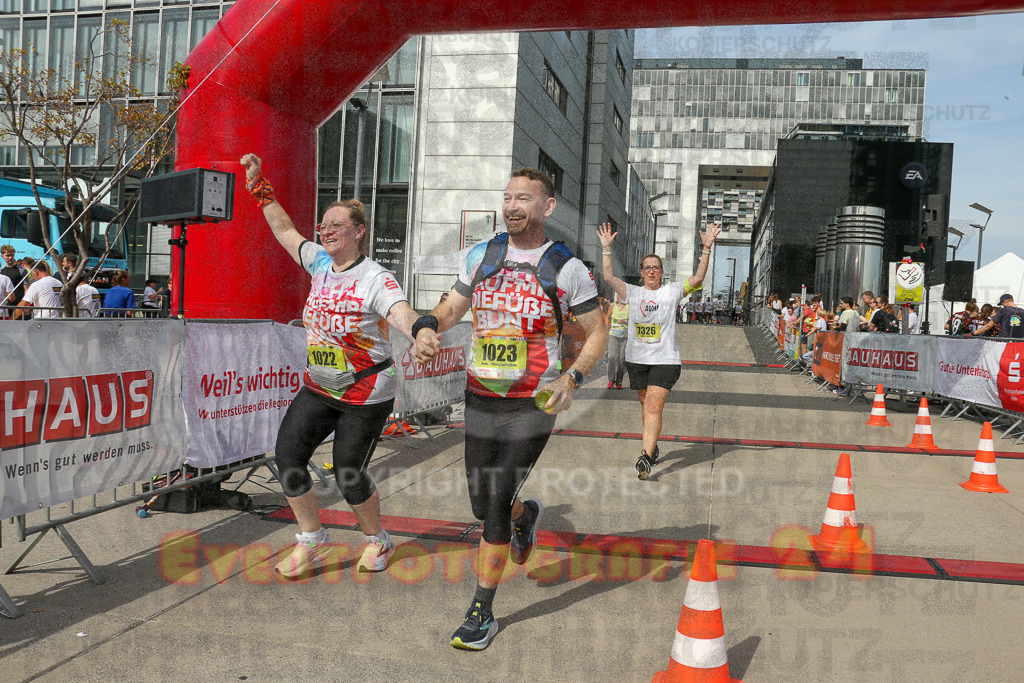 250920_1345_EX1_6570 | Sportfotografie im Rhein-Sieg Kreis, Köln, Bonn, NRW, Rheinland Pfalz, Hessen, etc. Unser Tätigkeitsfeld umfasst den Laufsport vom Volkslauf über den Marathon, Duathlon, Triathon bis zum Ultralauf wie Kölnpfad Ultra oder Schindertrail.