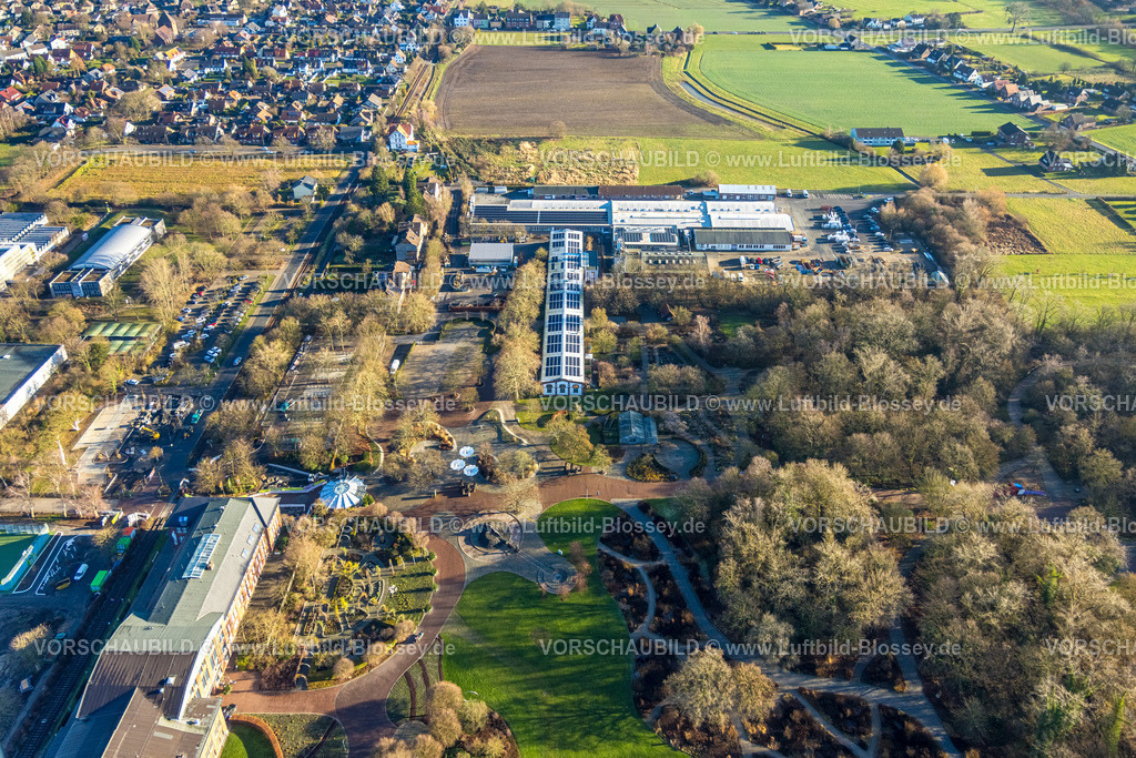 Hamm251202315 | Luftbild, Eingangsbereich Maximilianpark, Werkstatthalle und Maxigastro Hamm GmbH, Uentrop, Hamm, Ruhrgebiet, Nordrhein-Westfalen, Deutschland