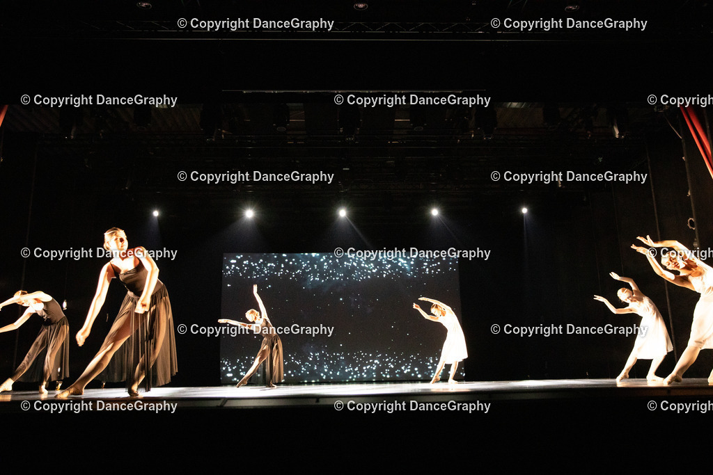 GPHY4136 | DanceGraphy - Realisiert mit Pictrs.com