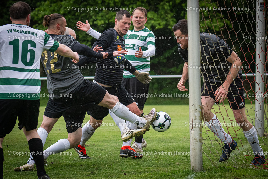 Fußball I Heren I Saison 2025-2026 I Kreispokalfinale Ü32 I TV Meckelfeld - SG Borstel-Luhdorf I 14.05.2026 | a-hannig - Realisiert mit Pictrs.com
