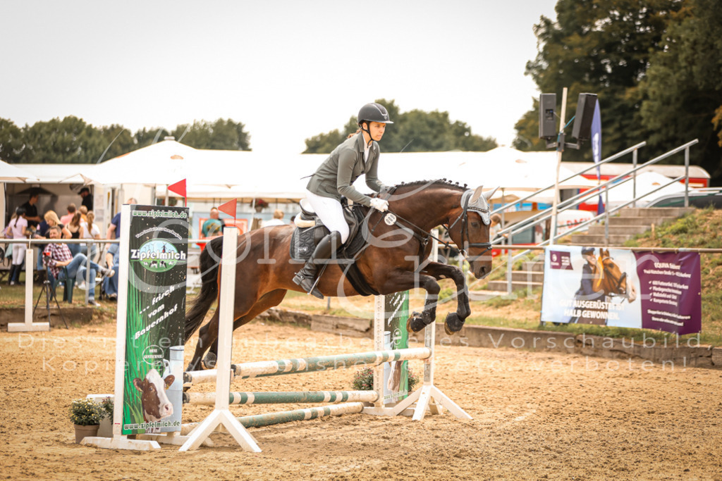 06.SoSpWB00367 | Leoni Ertmer Photography - Realisiert mit Pictrs.com