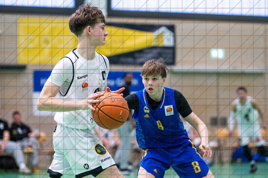 JBBL Relegation Gruppe 1 25/26 | Spieltag 12 | Charisma Young Bulls vs. SG Alba Wiesel Berlin | 18.01.26: JBBL Relegation Gruppe 1 25/26 | Spieltag 12 | Charisma Young Bulls vs. SG Alba Wiesel Berlin / Osnabrück / Deutschland  //   CREDIT:www.bullenfotos.de, Martin König, Hörner Weg 40, D-49078 Osnabrück, +4917663732967 // Nutzung und Weitergabe nur zu den vereinbarten Zwecken. Presseanfragen an Ersteller. Alle Rechte beim Ersteller. Honorierung nach MFM. - Realisiert mit Pictrs.com
