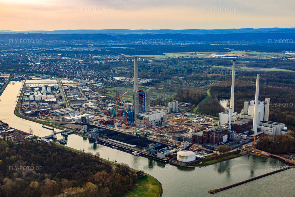 Luftbild: Neubau ENBW Rheinhafen-Dampfkraftwerk Karlsruhe im Ortsteil Daxlanden in Karlsruhe im Bundesland Baden-Württemberg in Deutschland. Foto: IMG_25461.jpg vom 02.04.2010 durch Werner Riehm/FLY-FOTO.de