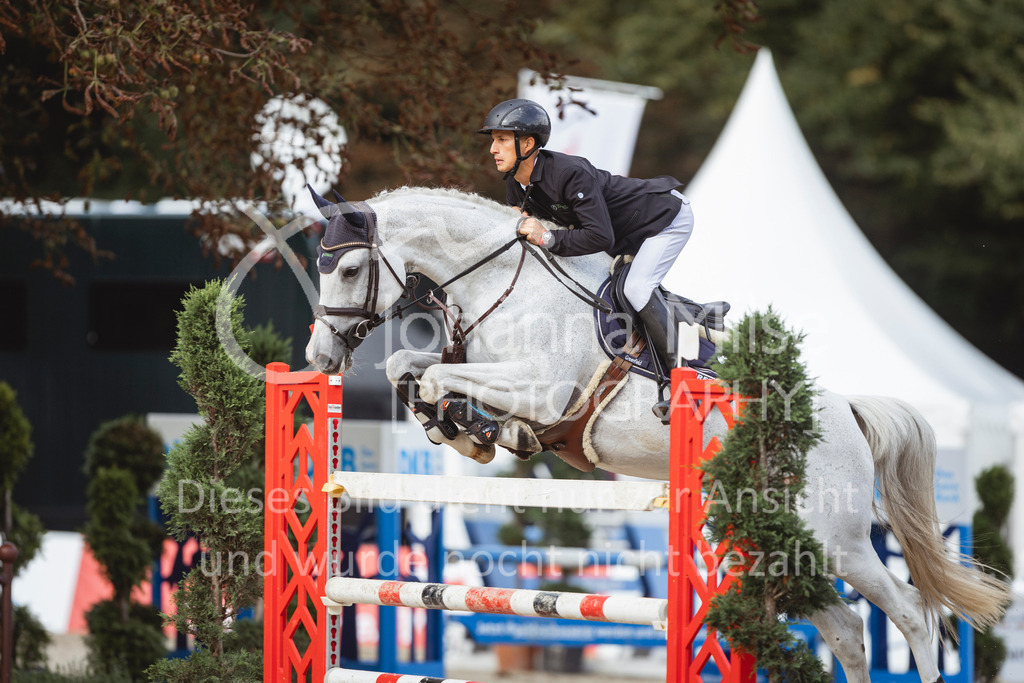 240915_OWLCh_Quali1GP-510 | Deine schönsten Turniermomente als professionelle Fotos! Entdecke hochwertige Pferdesport-Fotografie im Online-Shop. Jetzt Fotos finden & bestellen!