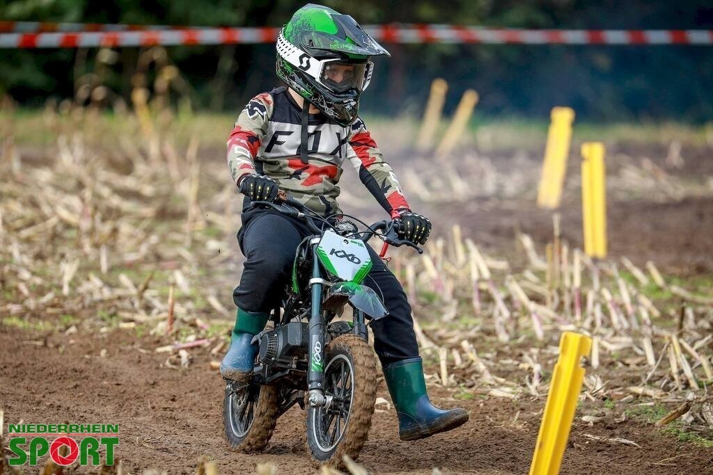 OpenTrack2024_Kinder_27 | Bildergalerie von Sport-Ereignissen aber auch von weiteren spannenden Dingen - nicht nur vom Niederrhein. In Anlehnung an den bekannten Spruch von Hanns Dieter Hüsch heißt das Motto: "Niederrhein ist überall".  - Realisiert mit Pictrs.com