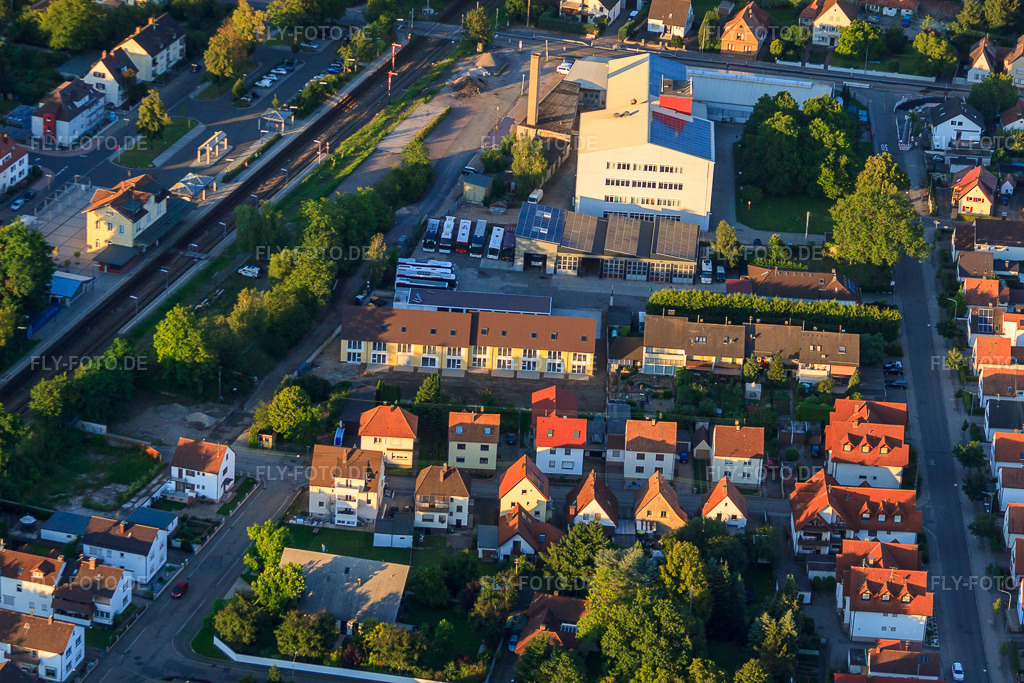 Luftbild: Mozartstraße Beethovenstr in Kandel im Bundesland Rheinland-Pfalz in Deutschland. Foto: IMG_51169.jpg vom 22.07.2012 durch Werner Riehm/FLY-FOTO.de