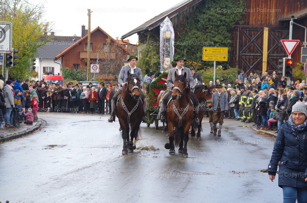 IMGP0523 | fotografiert von Axel PollmannLeonhardi Wallfahrt Benediktbeuern und Murnau, Fronleichnam, Fasching, Landschaft im Loisachtal und Benediktbeuern  - Realisiert mit Pictrs.com