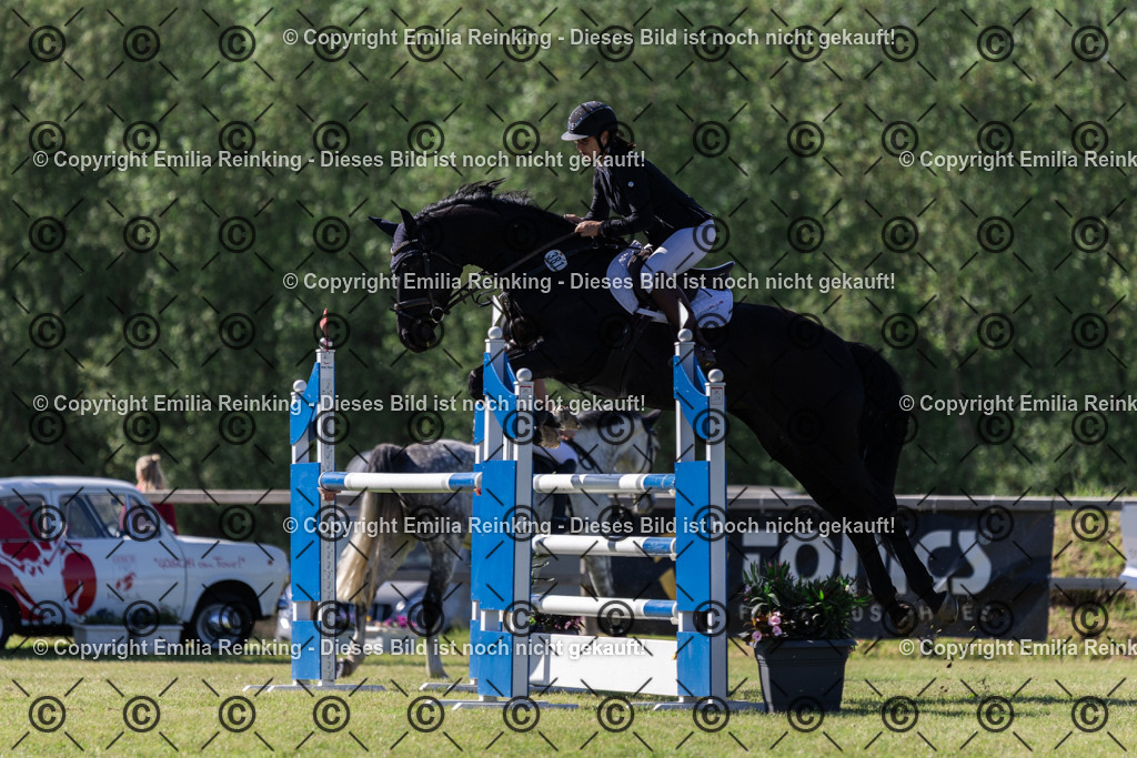 CL5A9004 | Emilia Reinking Fotografie - Realisiert mit Pictrs.com