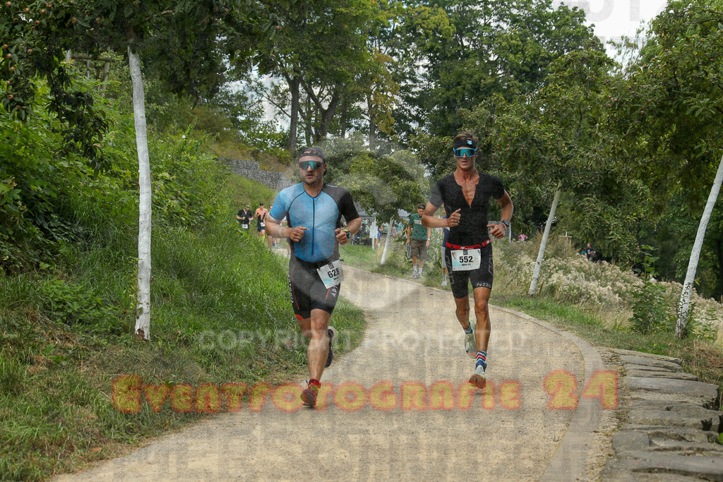 250824_1419_EX1_5815 | Sportfotografie im Rhein-Sieg Kreis, Köln, Bonn, NRW, Rheinland Pfalz, Hessen, etc. Unser Tätigkeitsfeld umfasst den Laufsport vom Volkslauf über den Marathon, Duathlon, Triathon bis zum Ultralauf wie Kölnpfad Ultra oder Schindertrail.