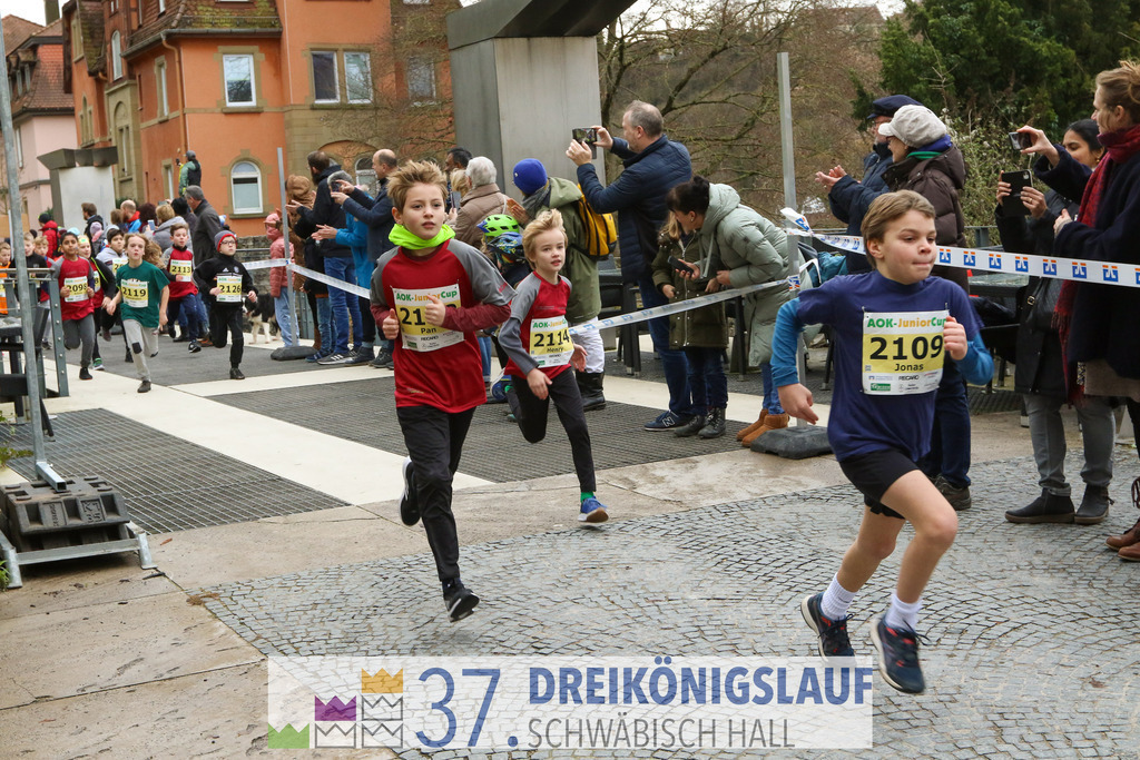 AOK JuniorCup 400m | 3Koenigslauf 2023 - Realisiert mit Pictrs.com