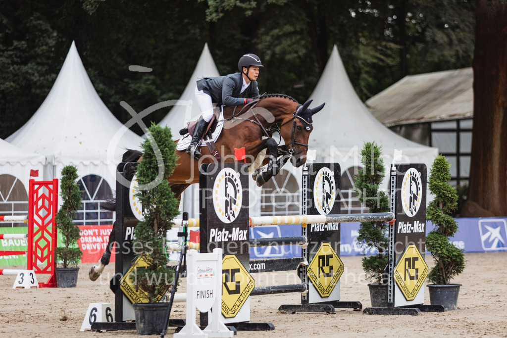 240912_OWLCh_SprPf-M-174 | Deine schönsten Turniermomente als professionelle Fotos! Entdecke hochwertige Pferdesport-Fotografie im Online-Shop. Jetzt Fotos finden & bestellen!