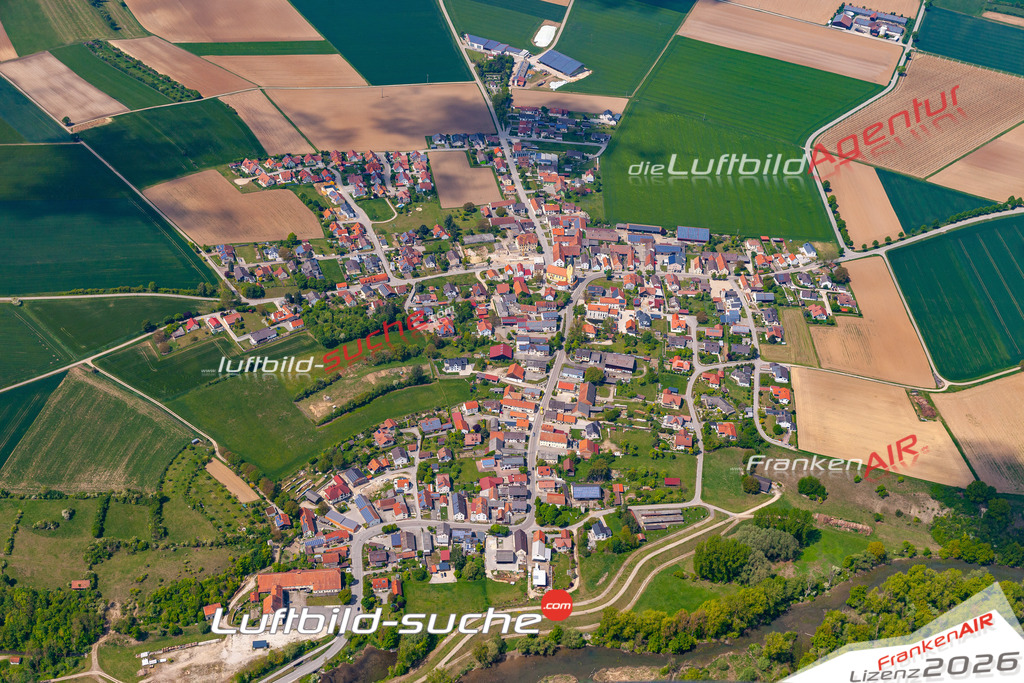 Das Luftbild der Stadt Irnsing wurde 2019 vom Flugzeug heraus erstellt (keine Drohne) Aufnahmehöhe ca.400 Meter- hohe Auflösung- beste Druck-Qualität garantiert!