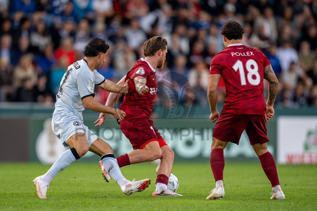 SG Sonnenhof Großaspach vs. Arminia Bielefeld, Fussball, DFB-Pokal, 1. Runde, 22.08.2026 | Tim Rossmann (SG Sonnenhof Großaspach, #11),SG Sonnenhof Großaspach vs. Arminia Bielefeld, Fussball, DFB-Pokal, 1. Runde, 22.08.2026,DFB regulations prohibit any use of photographs as image sequences and/or quasi-video