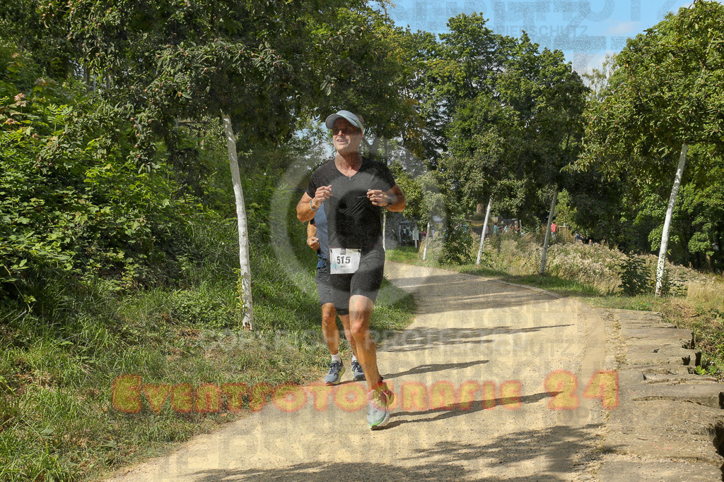 250824_1410_EX1_5241 | Sportfotografie im Rhein-Sieg Kreis, Köln, Bonn, NRW, Rheinland Pfalz, Hessen, etc. Unser Tätigkeitsfeld umfasst den Laufsport vom Volkslauf über den Marathon, Duathlon, Triathon bis zum Ultralauf wie Kölnpfad Ultra oder Schindertrail.