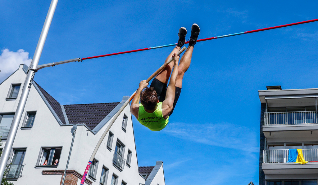 top-top.de 240913-024 | Foto, Video, Fotografie, Videografie, Fotobox, DJ, Discjockey, Musik, Musikbox, Veranstaltung, Photobooth, Amazon, Ebay, Buchtipp, Bestseller, Autor, Verlag, Buch, Wesel, Hamminkeln, NRW, Dinslaken, Rees, Drohne, Hochzeit, Party, Fotobox, Wesel, Fotograf