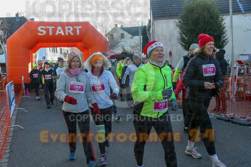 241201_1030_EX1_8220 | Sportfotografie im Rhein-Sieg Kreis, Köln, Bonn, NRW, Rheinland Pfalz, Hessen, etc. Unser Tätigkeitsfeld umfasst den Laufsport vom Volkslauf über den Marathon, Duathlon, Triathon bis zum Ultralauf wie Kölnpfad Ultra oder Schindertrail.