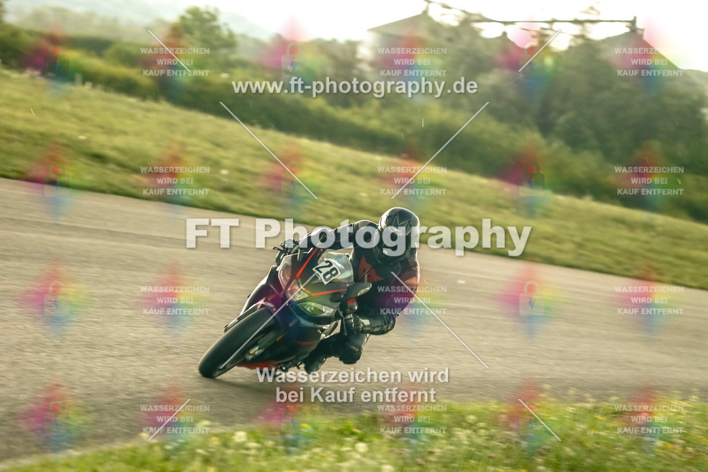 Chambley Juli-3393 | Hier findet Ihr Bilder von Touristenfahrten auf der Nürburgring Nordschleife oder von anderen Veranstaltungen die ich besucht habe. Viel Spass beim Durch Schauen 