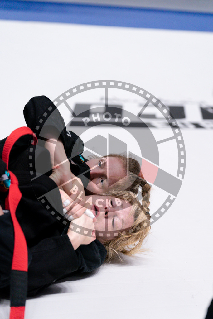 20241013PBB2161 | Athletes compete during the AJP Tour Europe Continental Jiu-Jitsu Amateurs & Masters Championship on October 13, 2024 in Almere near Amsterdam, Netherlands. © Chiara Dazi / photoblackbelt