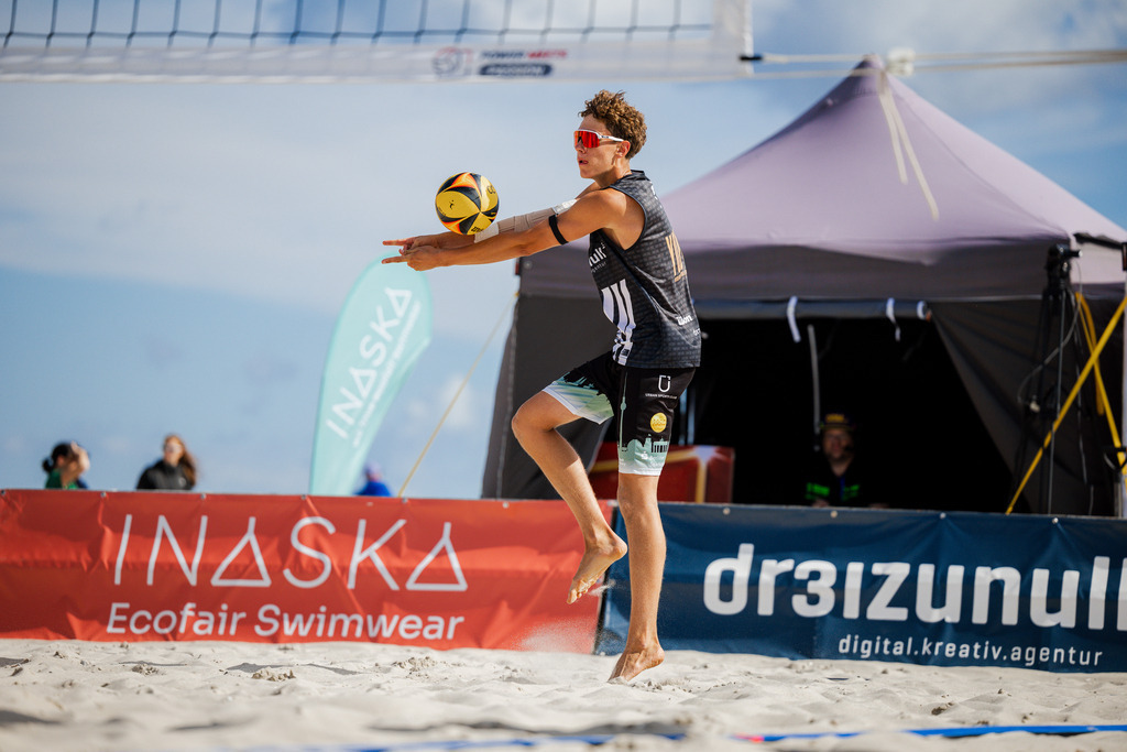 Beachvolleyball I Saison 2026 I Deutsche Meisterschaft U19 I 1. Tag | Jasper Lorenz Fotografie - Realisiert mit Pictrs.com