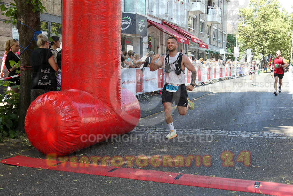 250621_1155_EX1_4346 | Sportfotografie im Rhein-Sieg Kreis, Köln, Bonn, NRW, Rheinland Pfalz, Hessen, etc. Unser Tätigkeitsfeld umfasst den Laufsport vom Volkslauf über den Marathon, Duathlon, Triathon bis zum Ultralauf wie Kölnpfad Ultra oder Schindertrail.