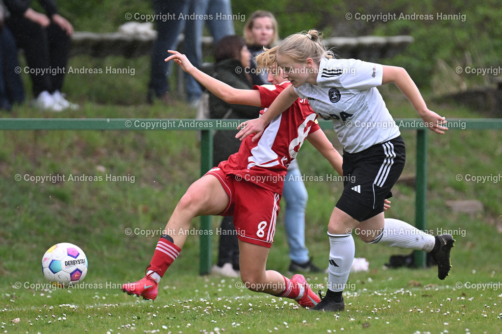 Fußball I Frauen I Saison 2024-25 I Oberliga I FC Jesteburg-Bendestorf - SpVg Aurich Frauen I 13.4.2025 | a-hannig - Realisiert mit Pictrs.com