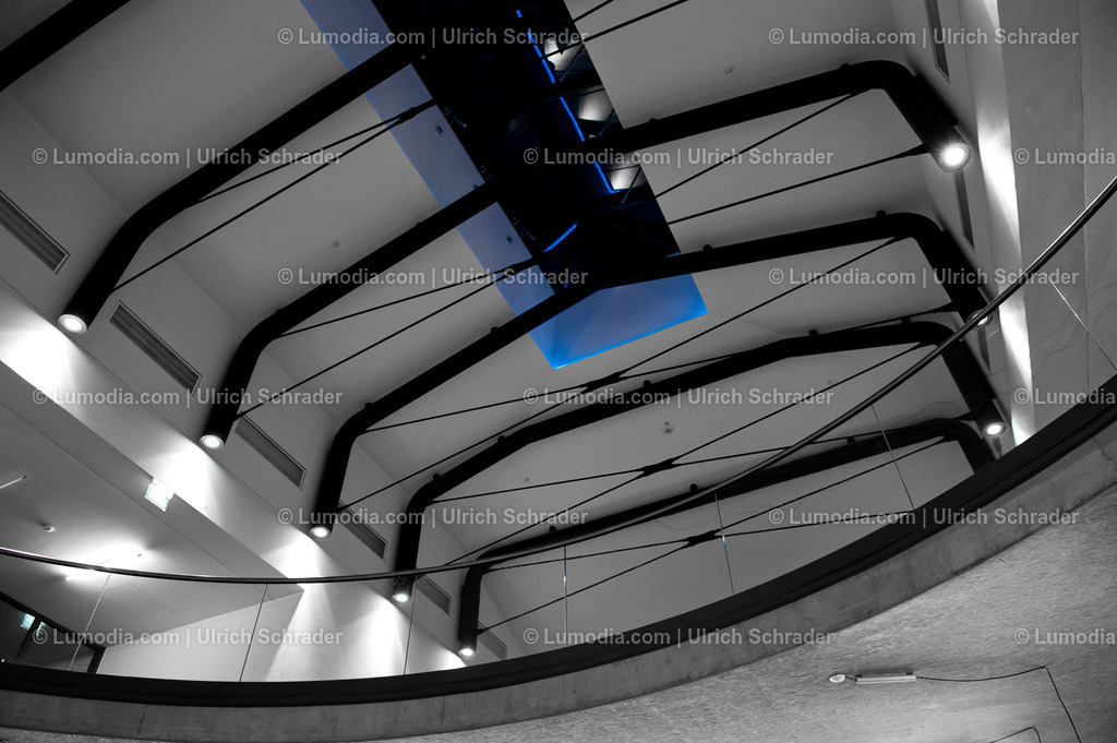 00491-2363 - Bahnhof Halberstadt | Stockfoto und Bilderpool mit Bildmaterial aus Deutschland, dem Harz, Halberstadt, Quedlinburg, Wernigerode und weltweit. Qualitativ hochwertige und professionelle Fotos anschauen und kaufen. - Realisiert mit Pictrs.com