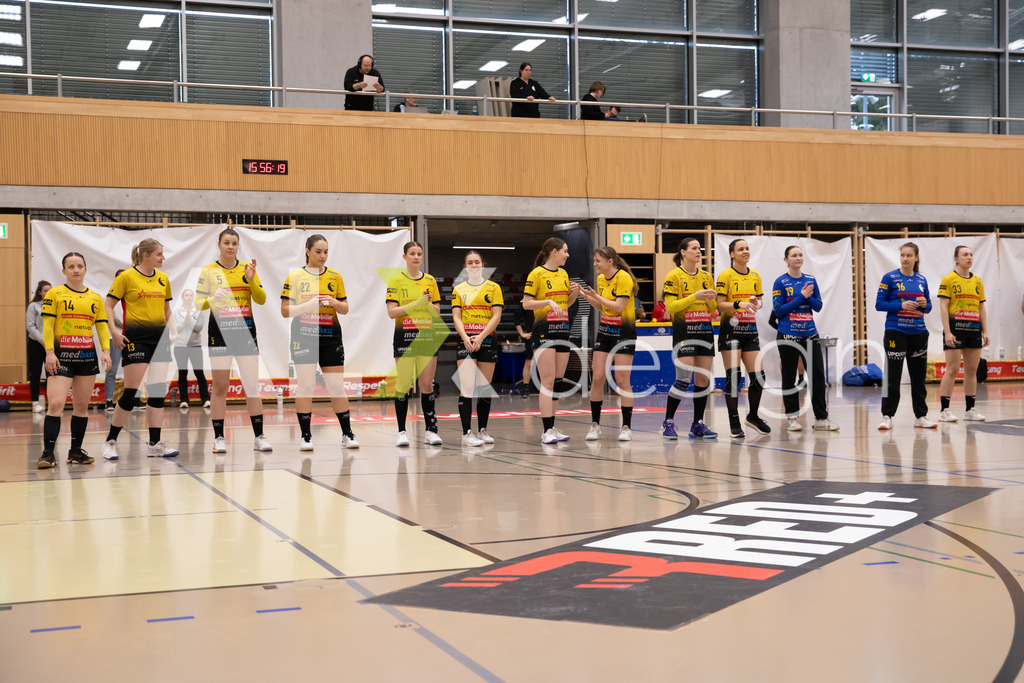Handball I Frauen I Saison 2025-2026 I Handball Swiss Premium League 1 | Women I Round 5 I  Yellow Winterthur - GC Amicitia Zürich I 15.03.2026 | Spielerinnen Yellow Winterthur vor Spielbeginn - Realisiert mit Pictrs.com