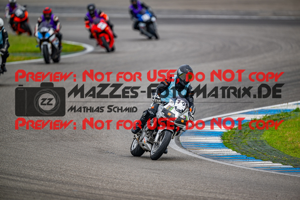 MaZZes_FotoMatrix_240701_6007705_7011 | INST