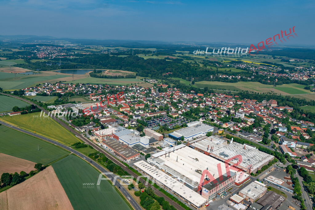 aktuelles Luftbild von  Redwitz-rodach - Luftaufnahme wurde 2018 von https://frankenair.de mittels Flugzeug (keine Drohne) erstellt.