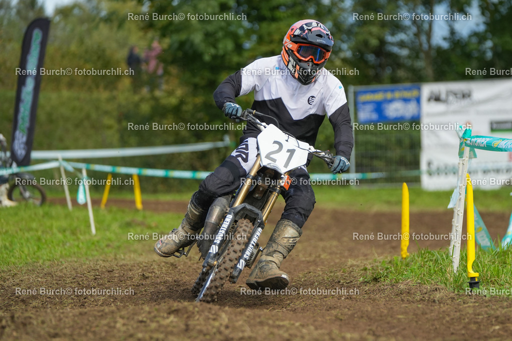 RB_02713 | René Burch leidenschaftlicher Fotograf aus Kerns in Obwalden.  Hier finden sie Sport, Landschaft und Natur Fotografie.
 - Realisiert mit Pictrs.com